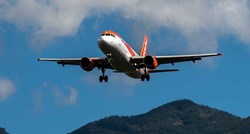 Avion koji je letio za Kretu sletio u Zadar, putnici je trebala hitna pomoć