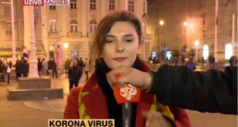Uhićen tip koji je novinarki u Zagrebu istrgnuo mikrofon. Nedavno je divljao u vlaku