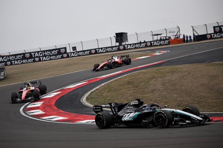 Russellu prvi trening za VN Japana, Piastriju drugi