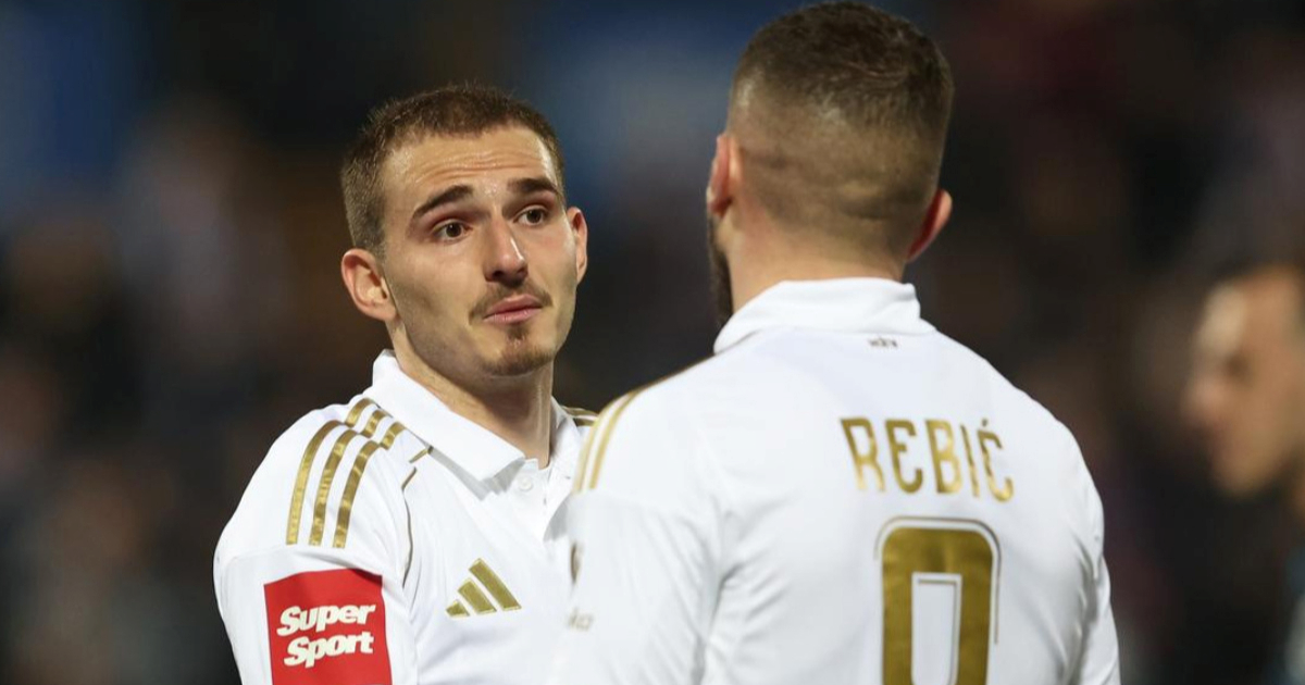 Jedan igrač Hajduka dobio je crveni karton u 21. minuti nadoknade. Psovao je suce