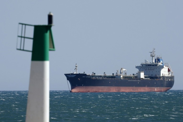 Rekordan broj brodova za vikend prošao kroz Hormuz