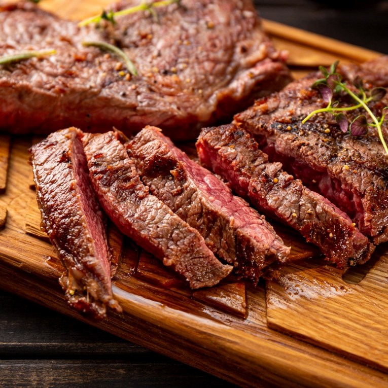 Francuski kuhar: Ovu pogrešku većina ljudi ponavlja kada pripremaju odrezak