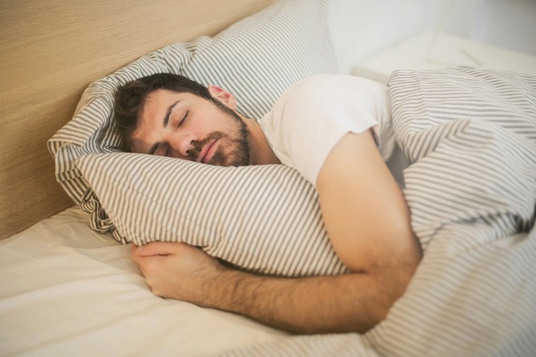 Spavajte kao beba: Četiri nezaobilazna rituala za miran san