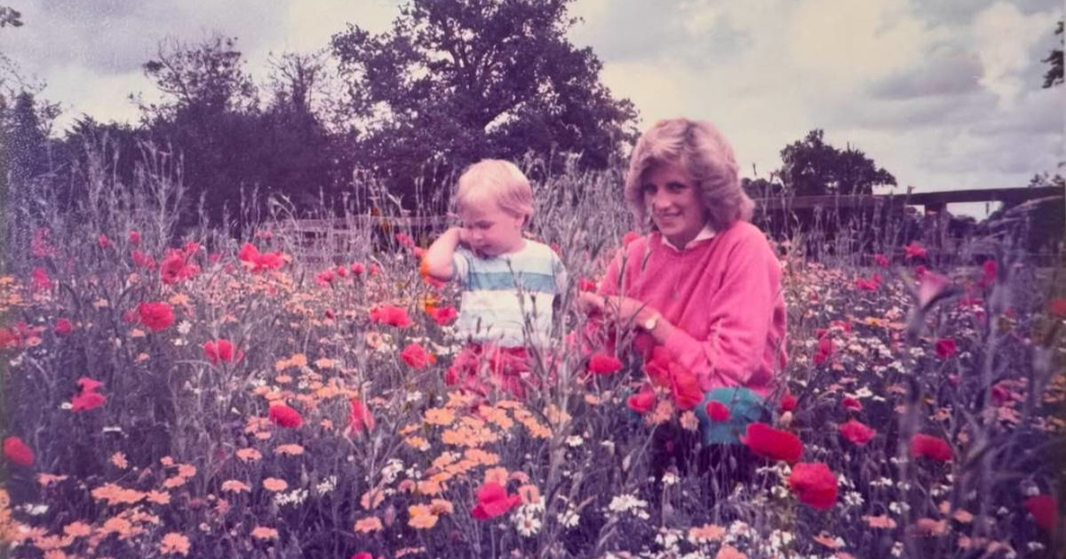 Princ William objavio nikad viđenu fotografiju s princezom Dianom