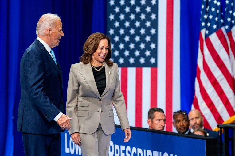 Kamala Harris je izvela očajnički trik. Nije joj pomoglo