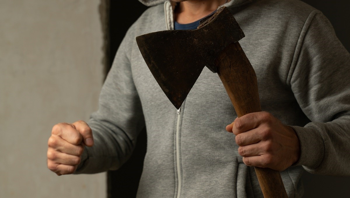 Kod Daruvara sjekirom izudarao ženu