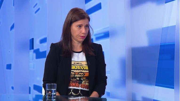 Peović tvrdi da su na listi za otkaze u Holdingu čistačice, portiri, ličioci, vozači…