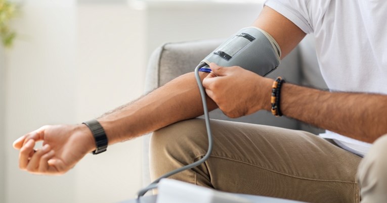 Kardiologinja: Jedna navika koju mnogi imaju može podići krvni tlak