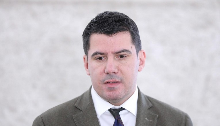 Grmoja: Ministri pod istragom moraju otići