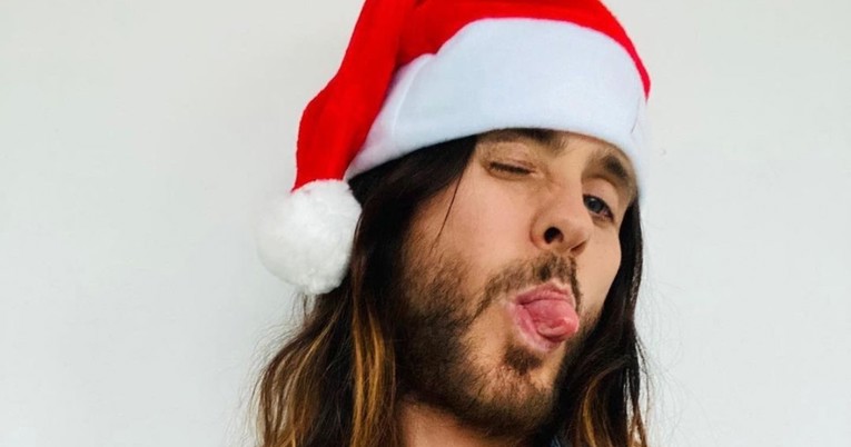 Jared Leto za 50. rođendan pokazao isklesani torzo pa očarao obožavateljice