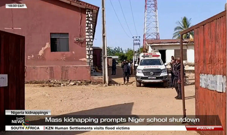 Otac opisao kako su mu oteli sina u masovnoj otmici u Nigeriji: "Nisam mogao ništa"