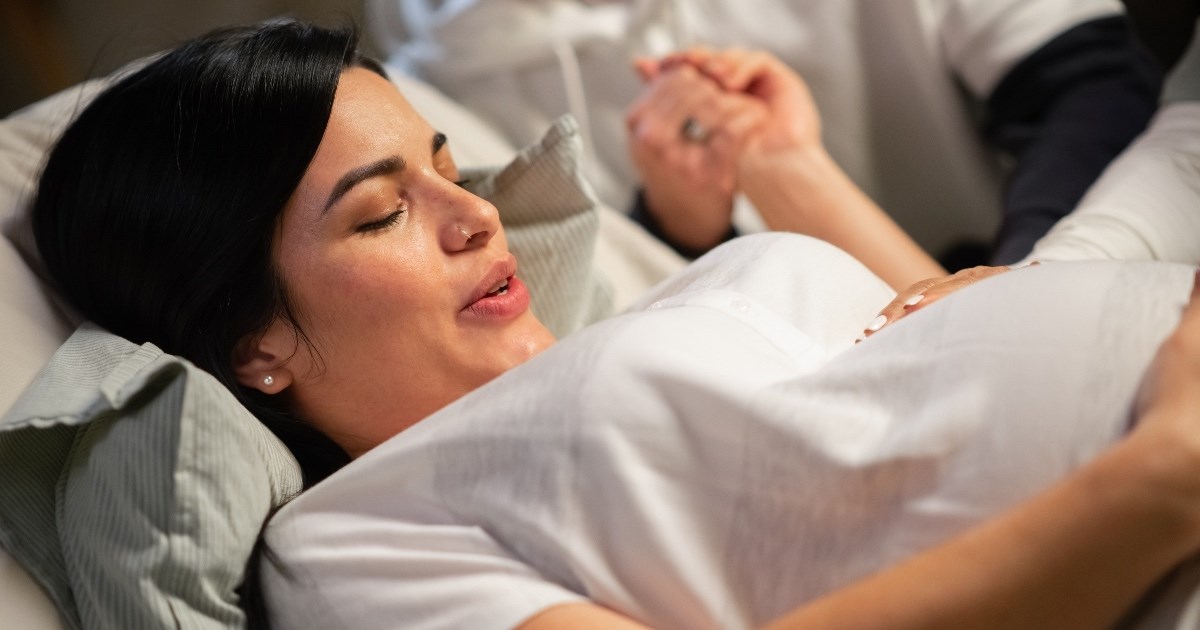 Tajna brzog i bezbolnog porođaja? Nemojte razmišljati o tome, tvrdi vodeći liječnik