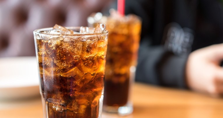 Uznemirujuće činjenice o gaziranim sokovima zbog kojih biste ih mogli prestati piti