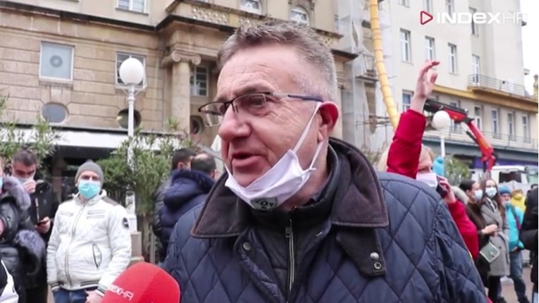 Blaž iz Večernje škole na prosvjedu poduzetnika: Plenković se narugao svom narodu