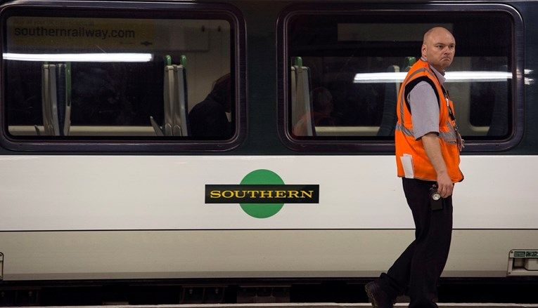 U Britaniji veliki štrajk željezničara, zemlja u blokadi. Johnson proziva sindikate