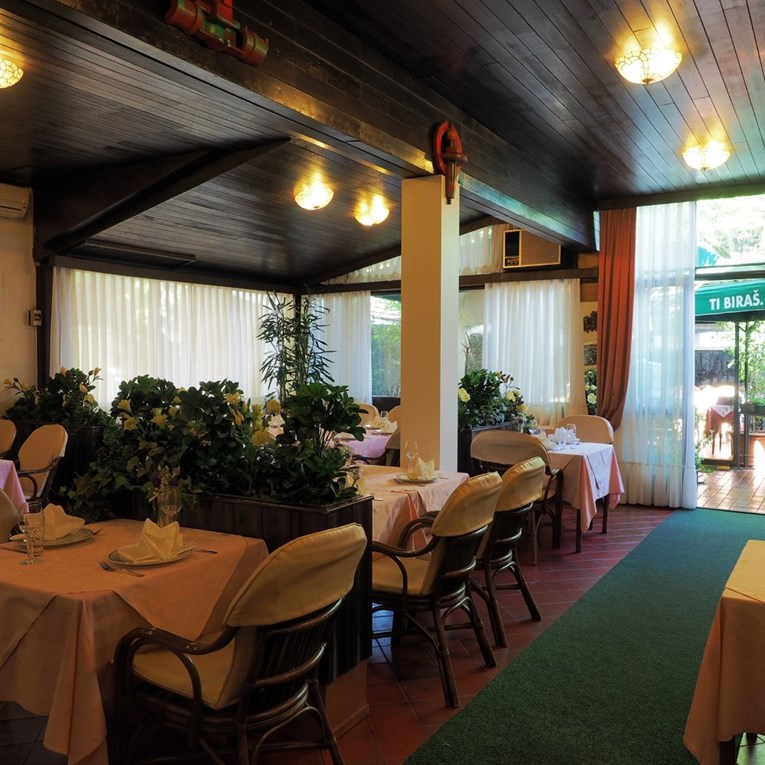 Počelo rušenje jednog od najomiljenijih zagrebačkih restorana 20. stoljeća