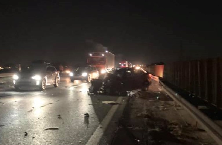 Vozači spašavali sudionike teške nesreće kod Zagreba, žena sve opisala na Fejsu
