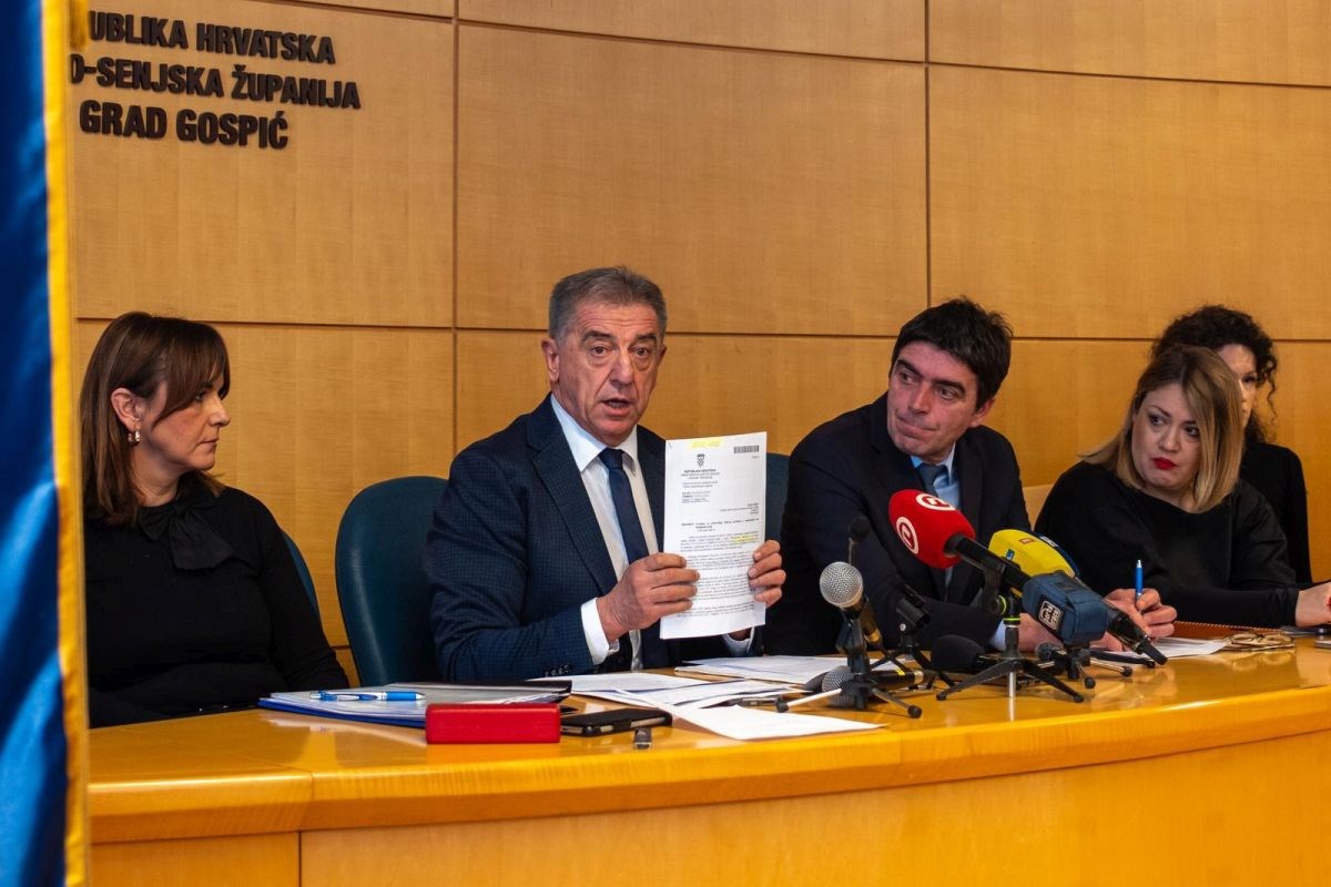 Milinović: Nitko nema pravo misliti da smo nepismeni pa nas mogu trovati dokumentima