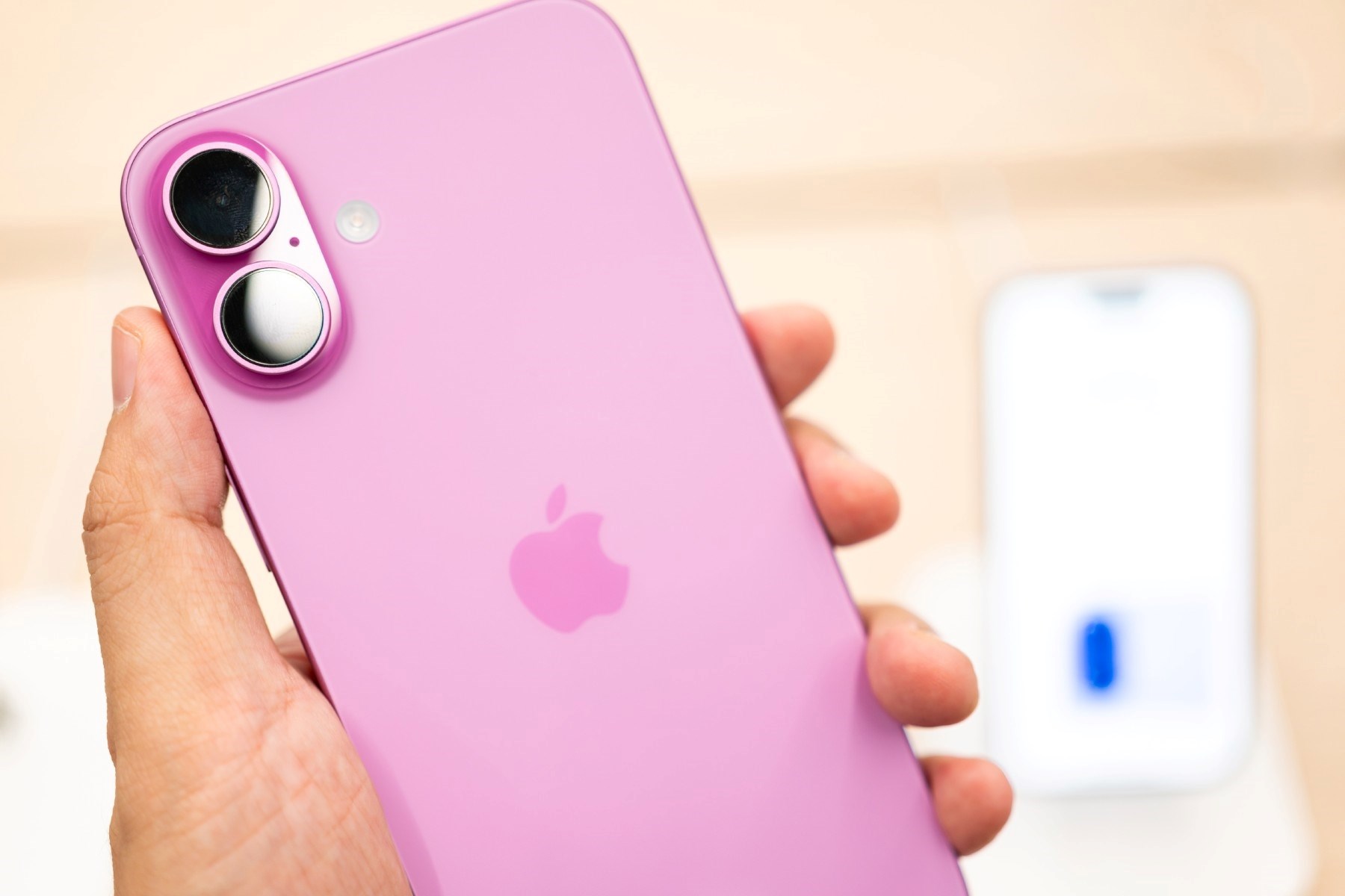iPhone 17 stiže u novoj paleti boja