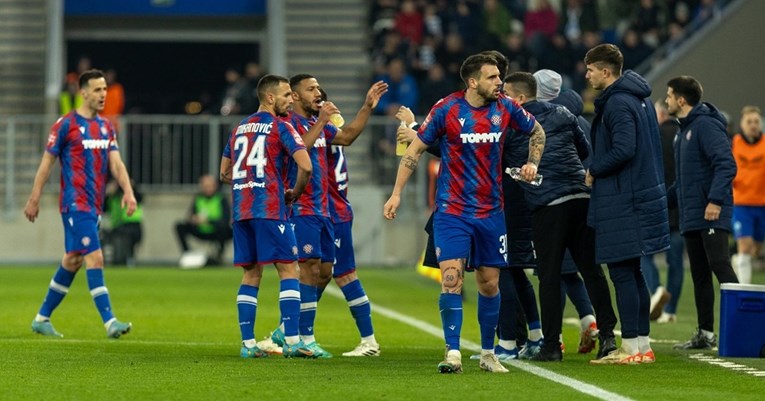 Hajdukovci na Fejsu kritiziraju igru i hvale samo jednog igrača