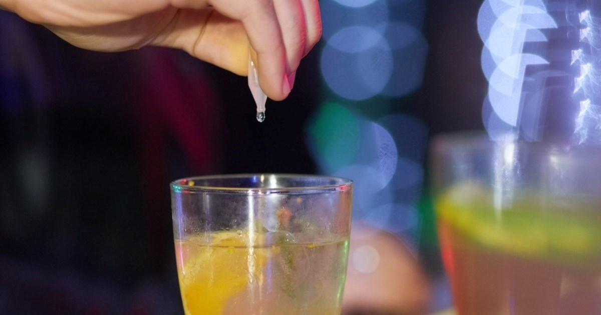 Tri vlasnika bara u Belgiji sumnjiče za silovanje 41 žene. Ubacivali im drogu u pića