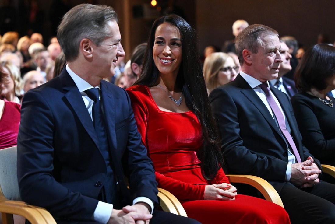 U 2026. vam želimo da vas netko gleda kao što se gledaju Robert Golob i Tina Gaber