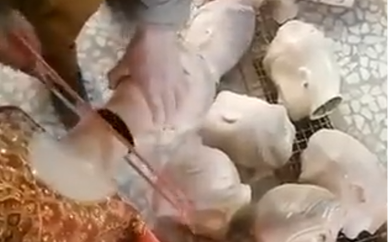 VIDEO Talibani u Afganistanu naredili da se lutkama u izlogu uklone glave