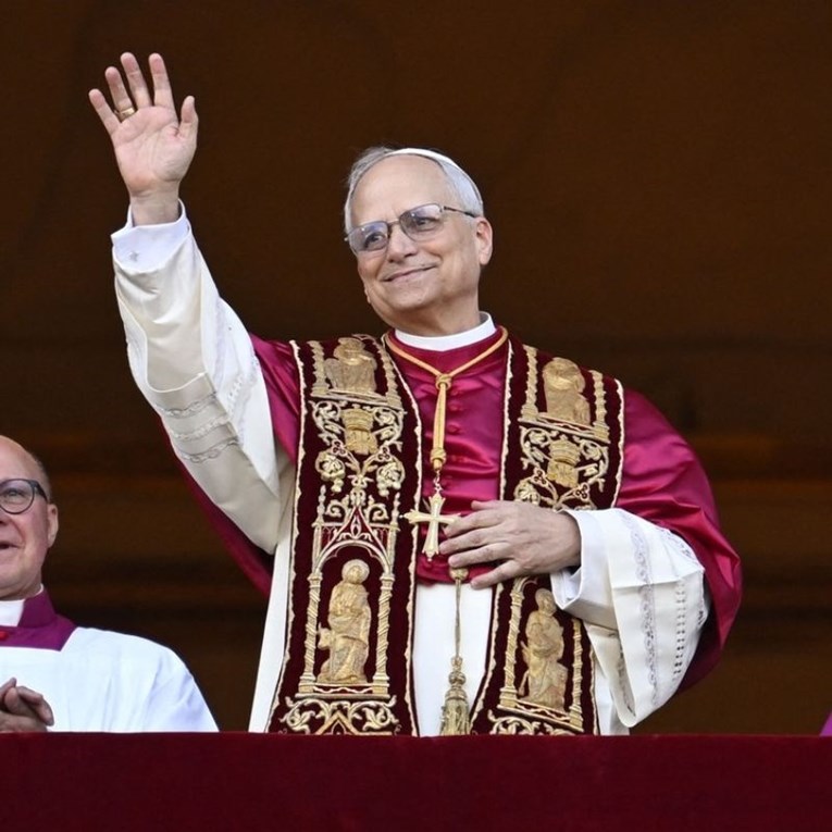 Dinamo čestitao novom papi