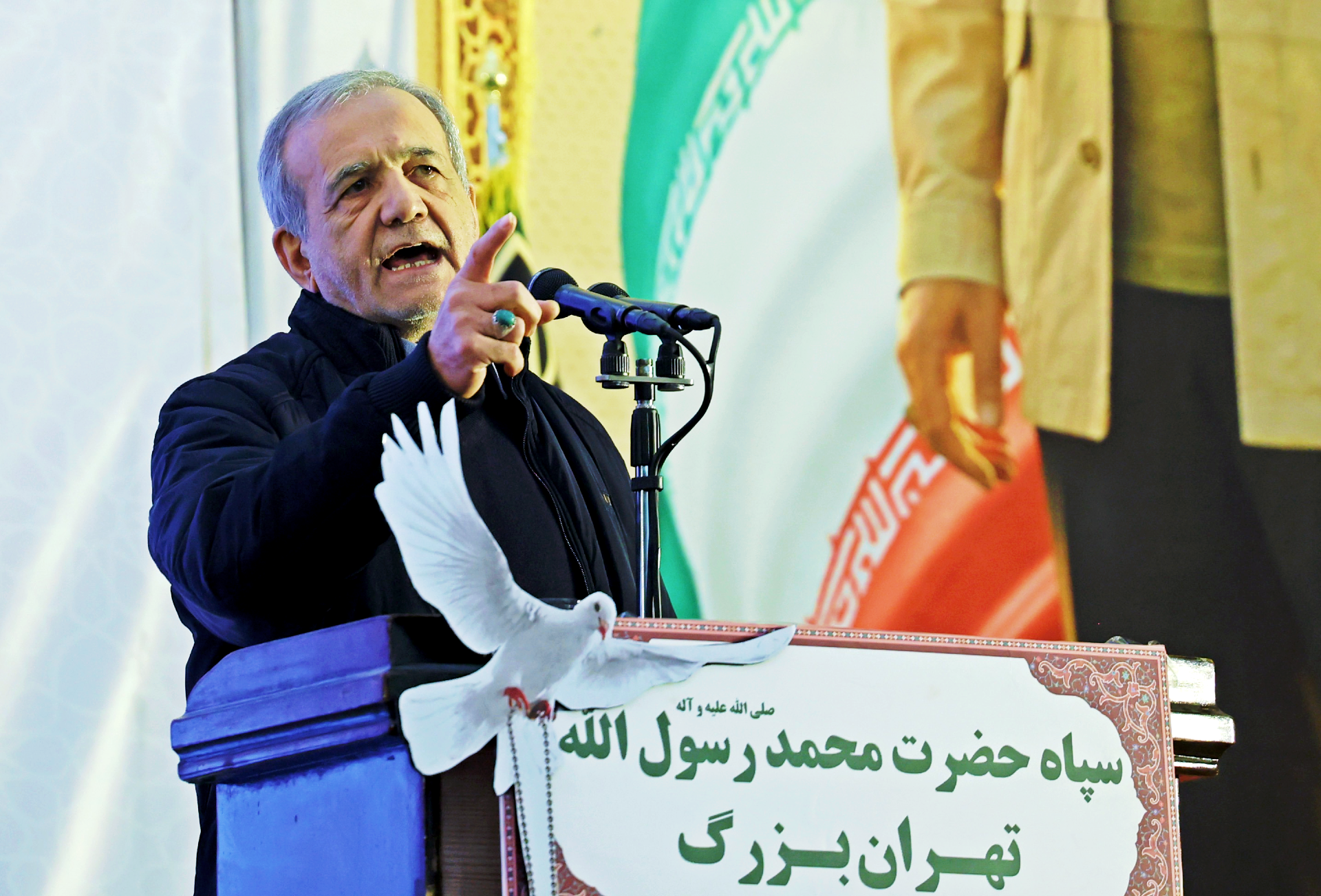 Iranski predsjednik: Oni koji misle da mogu uništiti Iran žive u iluziji