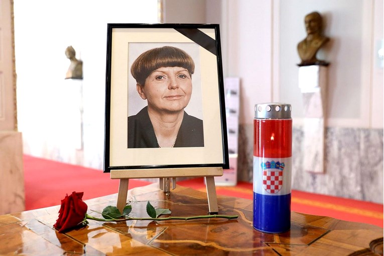 Kolinda o preminuloj Dorici Nikolić: "Politiku je činila plemenitim zvanjem"