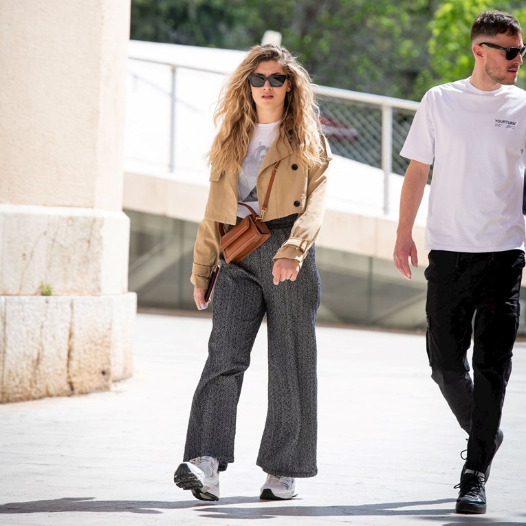 Proljetni streetstyle: Sunčano vrijeme Šibenčanke su iskoristile za šetnju gradom