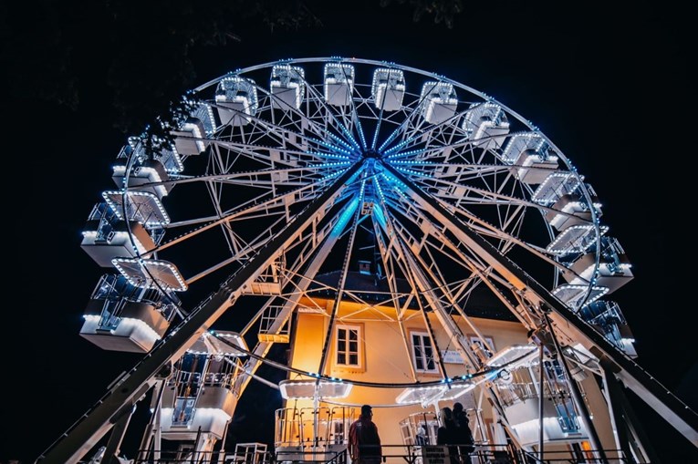 Na zagrebačkom Adventu bit će postavljen spektakularni panoramski kotač