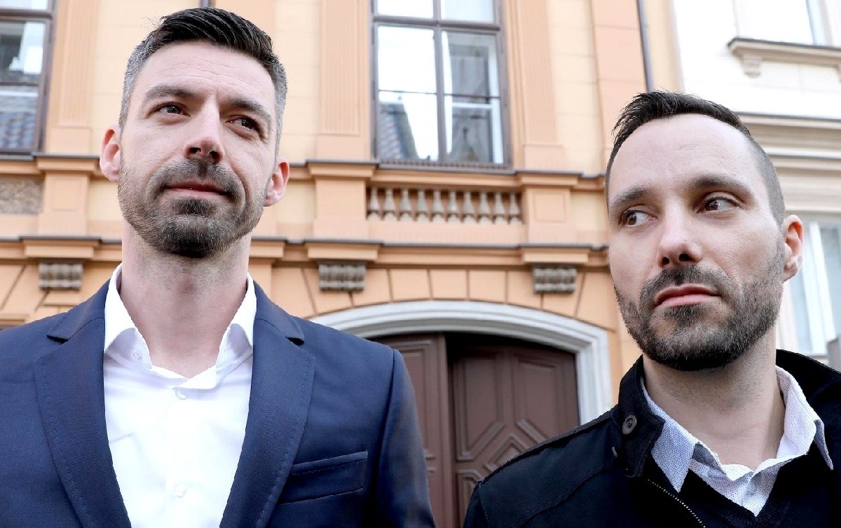 Gej par kojem je odbijeno udomljavanje djeteta: "Mi smo država puna licemjerja"