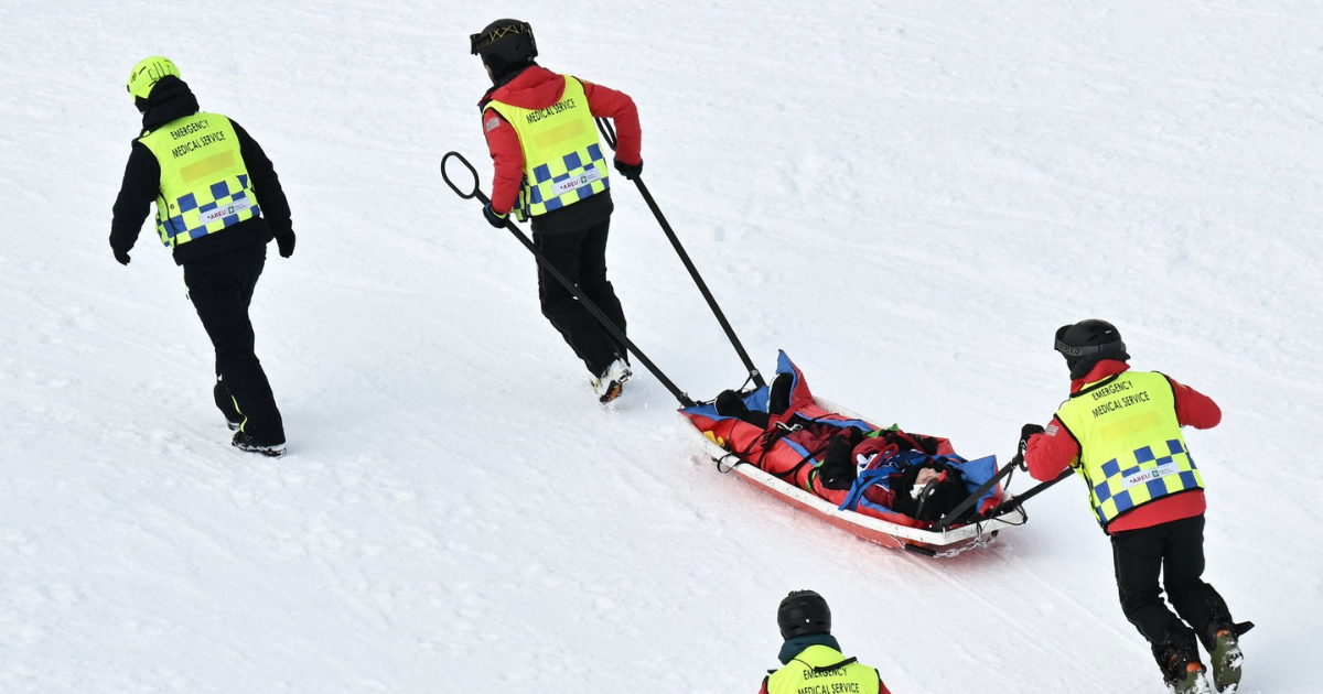 VIDEO Težak pad kineske snowboarderice. Ostala je nepomično ležati
