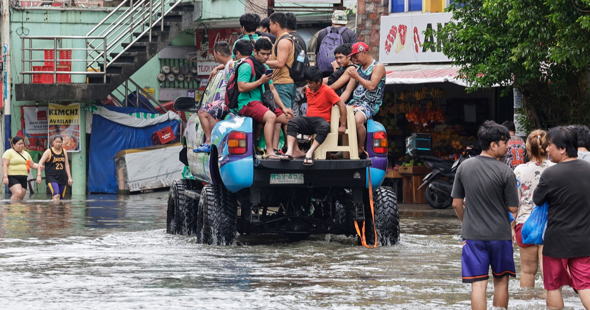 Najmanje 12 mrtvih u poplavama i odronima na Filipinima, osmero nestalo