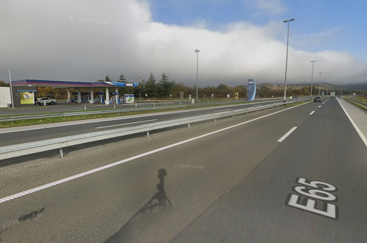 Na autocesti A4 natočio gorivo i pobjegao