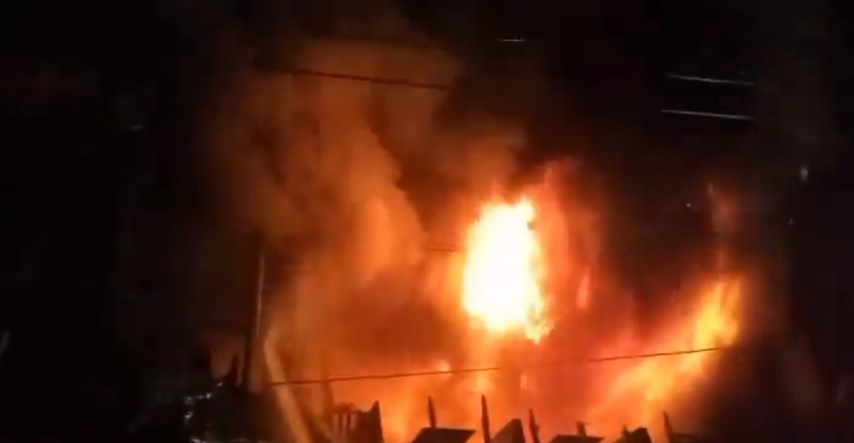 VIDEO Požar progutao zgradu u Bangladešu, poginulo najmanje 43 ljudi