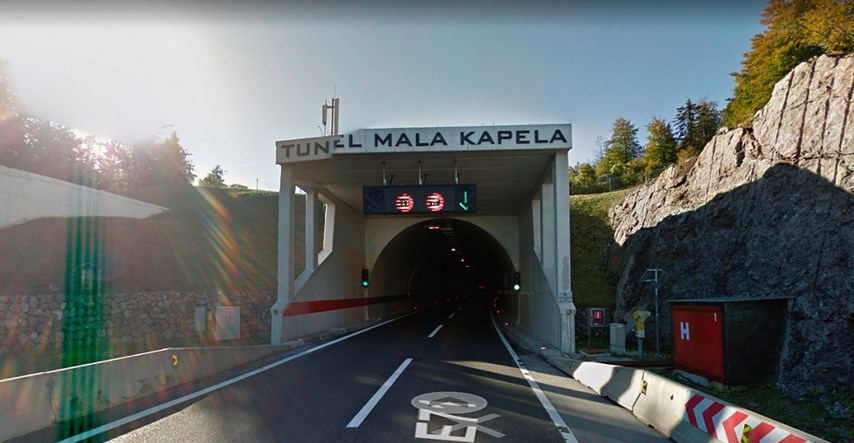Teška prometna nesreća u tunelu Mala Kapela, poginuo vozač