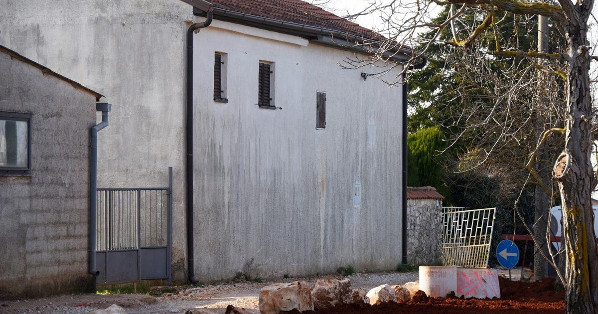 Tri tijela pronađena u kući kod Poreča