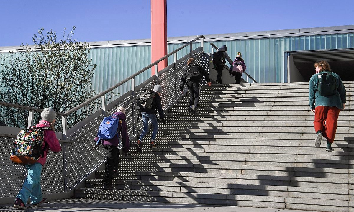 Finski učenici danas se vratili u škole, ljetni raspust im počinje za dva tjedna