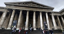 Napad nožem pred čuvenim muzejem u Londonu, uhićen muškarac