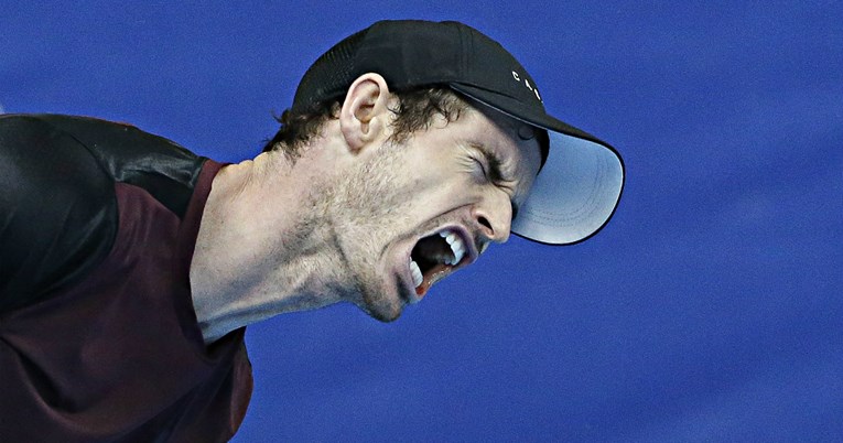 Poznati kirurg upozorava: Andy Murray se opasno igra sa životom