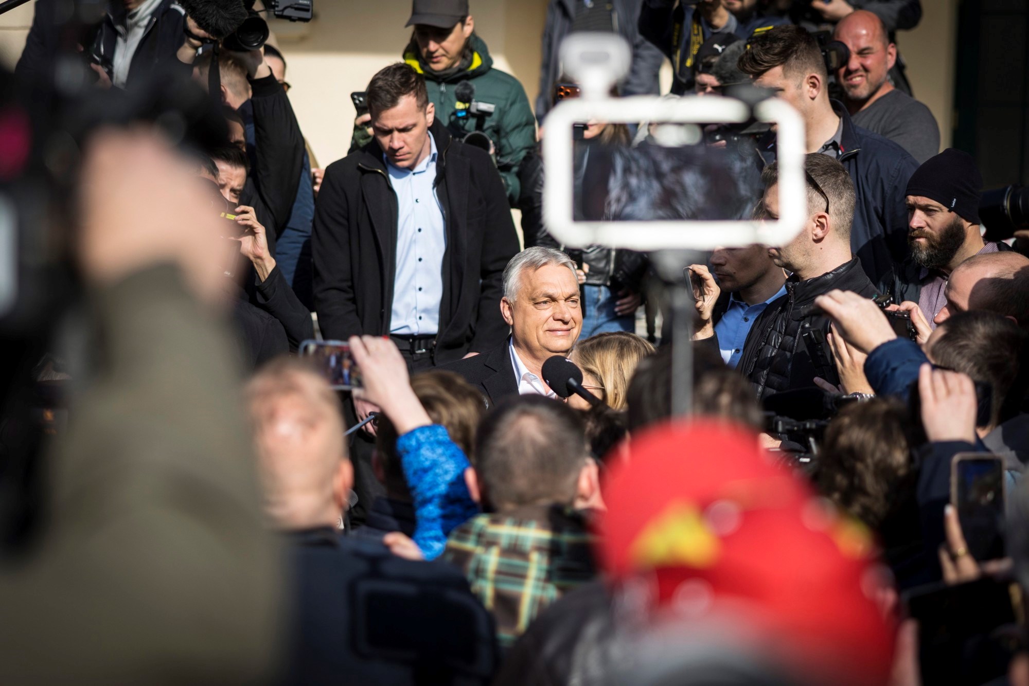 Istraživanje: Orban uvjerlljivo gubi