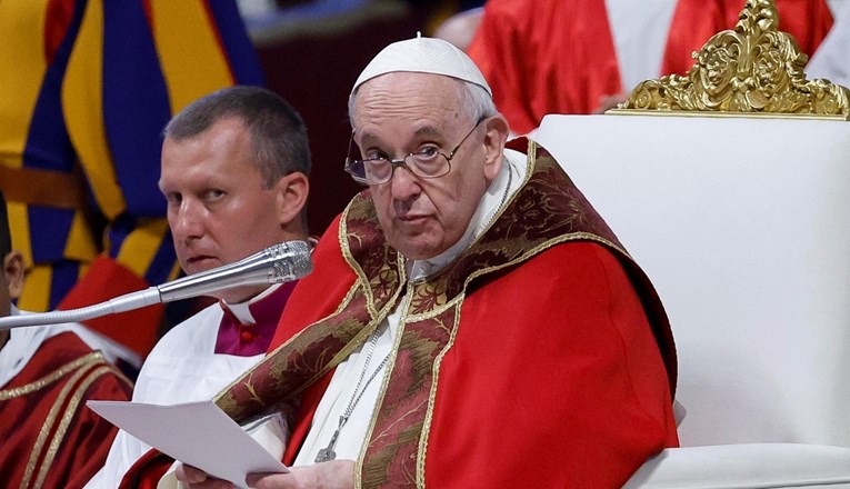 Papa želi otputovati u Moskvu: "Ako mi Putin da mali prozor..."