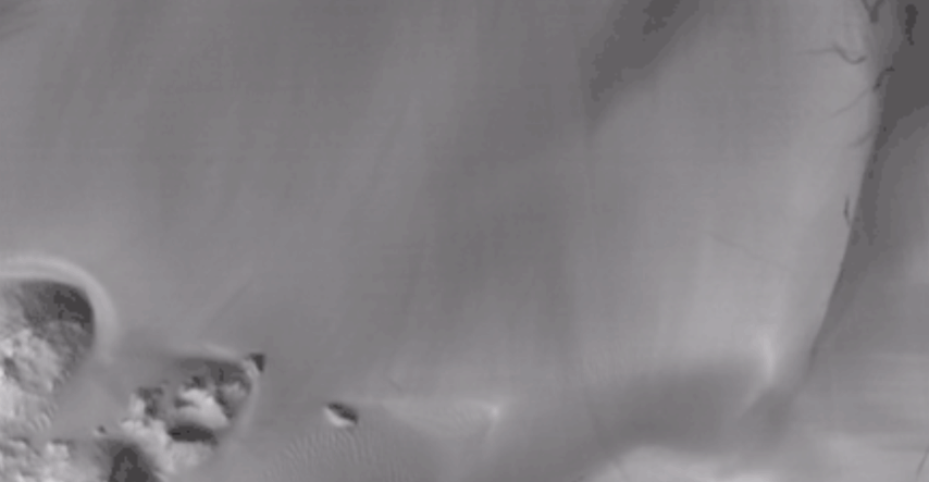 Nove snimke: Pogledajte kako su "pješčani vragovi" iscrtali površinu Marsa