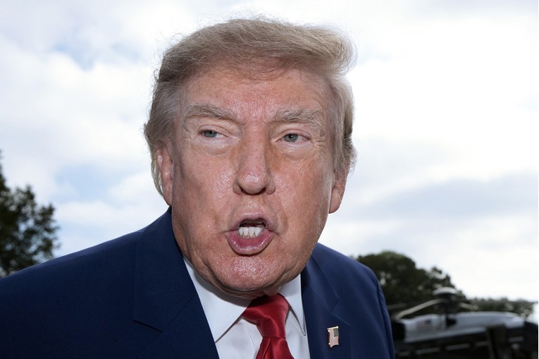 Trump: Htio sam preimenovati ocean u Trumpov ocean. Google nije pristao