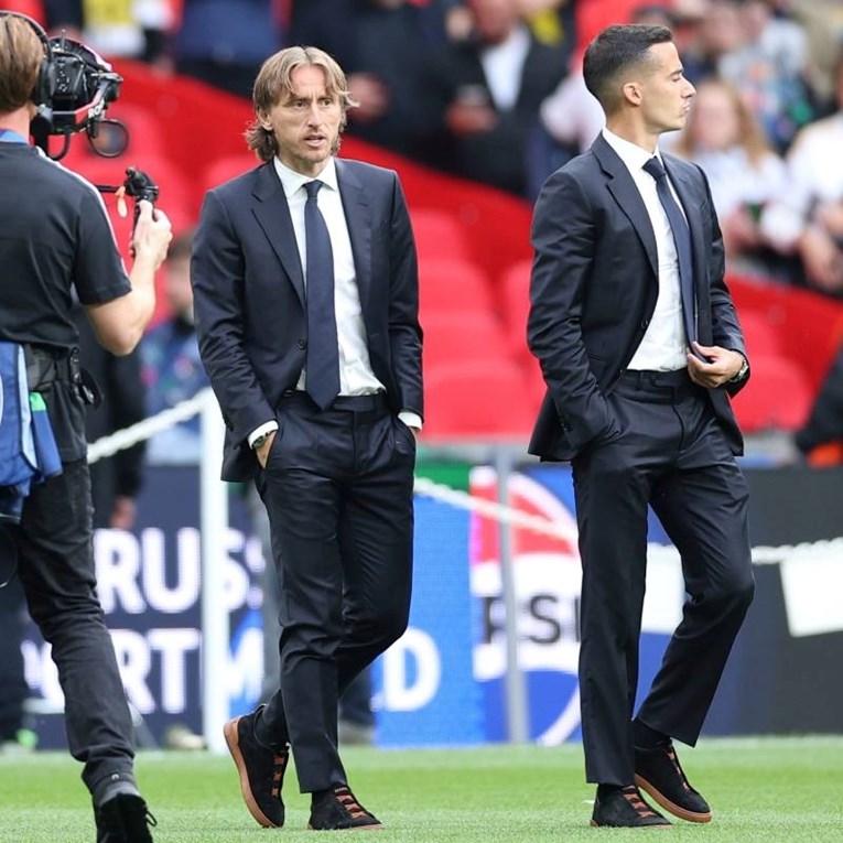 As: Modrić s Realom ima prijateljski dogovor na dva tjedna. Paradoksalna situacija