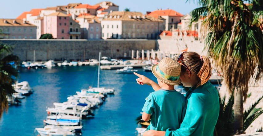 Dubrovnik među 10 najtraženijih odredišta za obiteljska ljetovanja na Bookingu