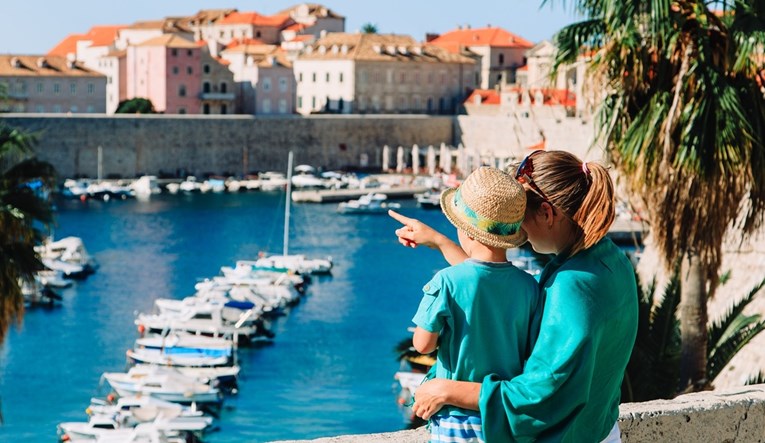 Booking: Dubrovnik u 10 najtraženijih odredišta za obiteljska ljetovanja, Drač prvi
