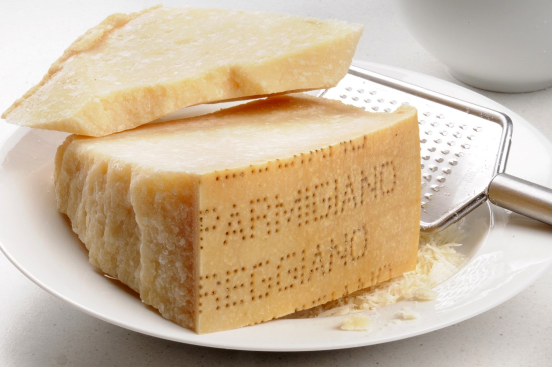 Koliko dugo Parmigiano Reggiano može stajati i kada ga trebate baciti?